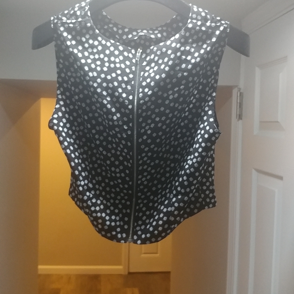 Senlis 3 Piece Dainty Floral Pant Suit Size Small in Black and White - Picture 6 of 8